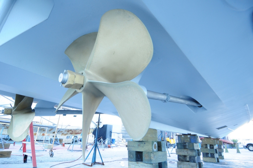 船舶螺旋桨故障处理方法简介